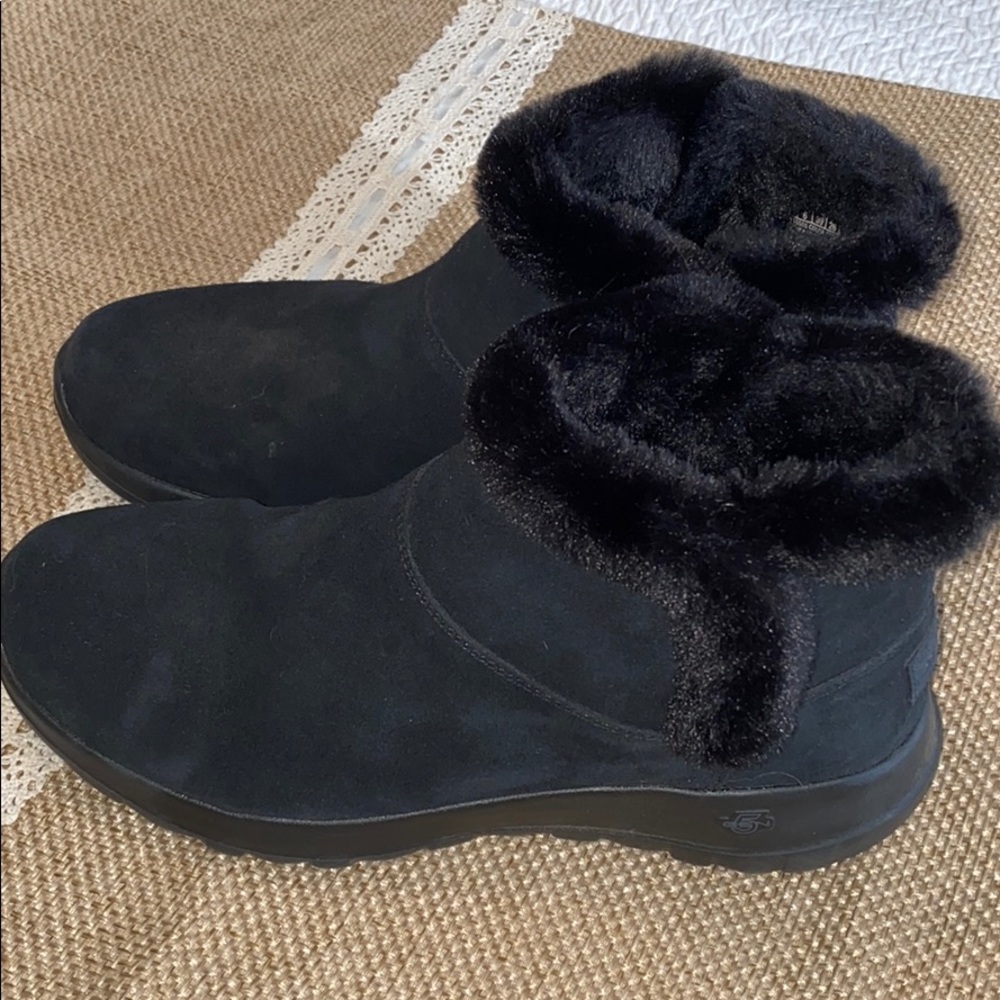 Sketchers Booties